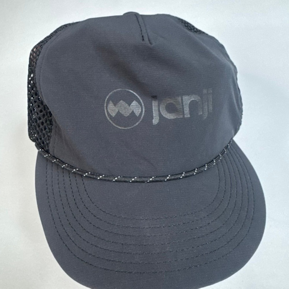 Janji Trailbreaker Hat Mens Black Mesh Back Adjustable Performance Cap Rope